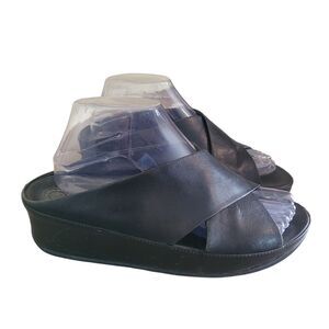 FitFlop Criss Cross Leather Slides Sandals Women's Size 7 Black Beach Casual